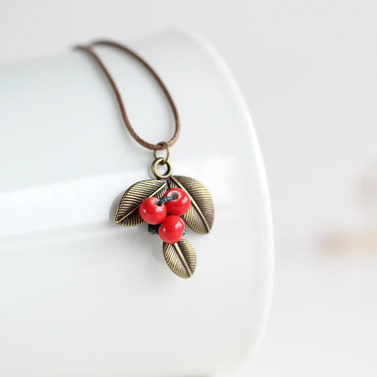 

original fresh fashion handmade ceramic necklace, small adorn article jewelry #5305