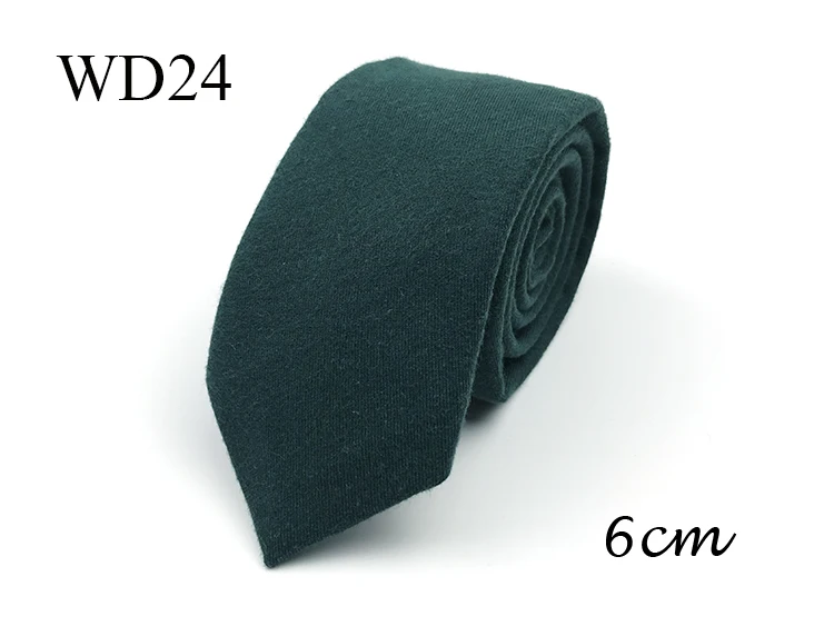 WD necktie 24