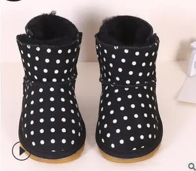 Кожаные зимние ботинки для маленьких девочек; зимние теплые Нескользящие ботильоны для маленьких мальчиков; обувь для малышей; размер 21-27 - Цвет: black dot