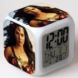 Мстители Wonder Woman ТВ рисунок настольные часы светодиодный сенсорный цветной мигающий свет настольные часы игрушки