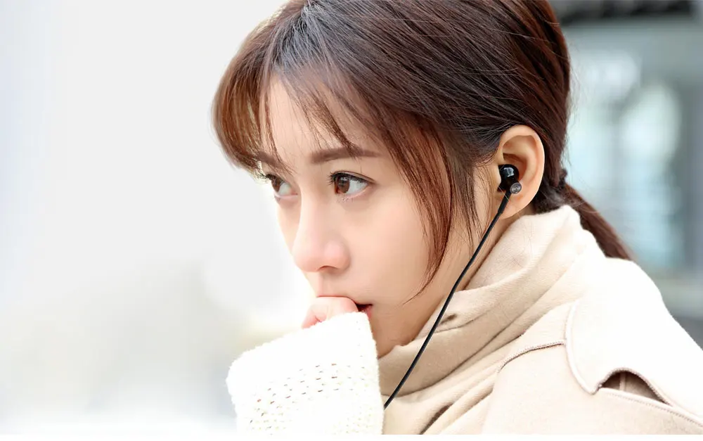 2018 New Original Xiaomi Mi Dual Driver MEM Mic Tenacity Wire Control Half-In-Ear L-Shape Plug Earphones Hybrid DC Dynamic (1)