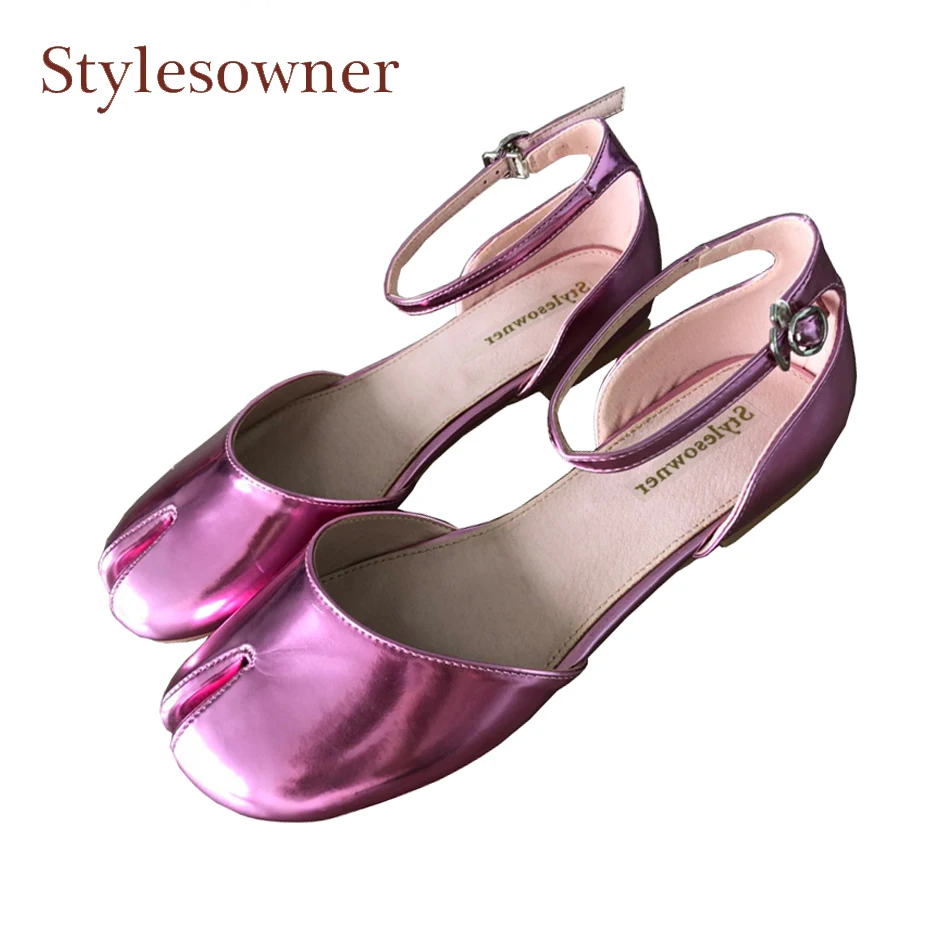 Stylesowner 2018 novelty design split toe two piece hollow women shoes ankle strap buckle fashion ladies spring summer flat shoe