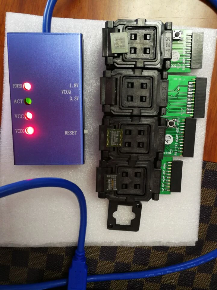 

Universal test socket EMMC153/169 eMCP162/186/221/529 support many different eMMC emcp chips android phone data recovery