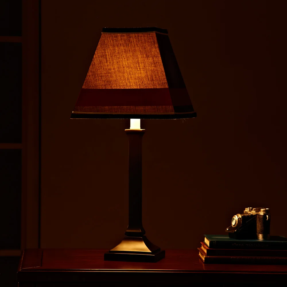 Discount lighting romantic coffee shop British wind cloth table lamps retro children bedroom bedside lamp bar blue table lights ZA 4 Discount lighting romantic coffee shop British wind cloth table lamps retro children bedroom bedside lamp bar blue table lights ZA 4