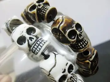

FREE SHIPPING Tibet Design Carved Gothic Skull Beads Two Color Bead Fine Bracelets 2 Pcs