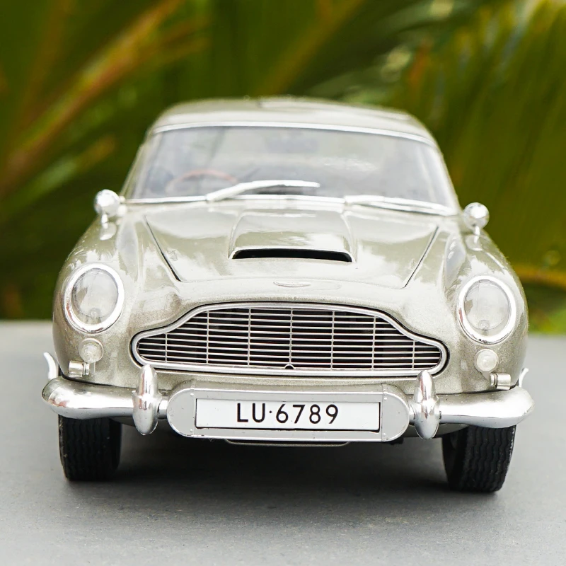 1:18 Масштаб Aston Martin DB5 007 версия фильма литая модель автомобиля игрушка для коллекции подарков игрушки для мальчиков