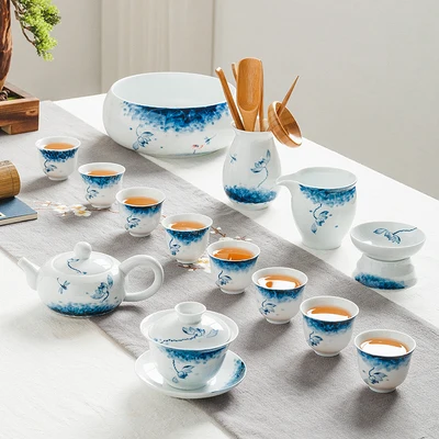 

Hand-painted Kung Fu Tea set Home Office White Porcelain Gaiwan tea cup Jingdezhen blue-and-white porcelain small set of lotus