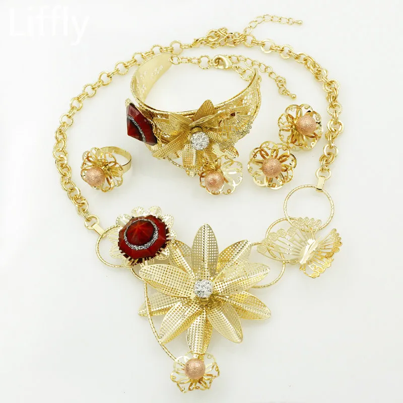 European Luxury Classic 18 Gold Jewelry Sets Flower Shape Design
