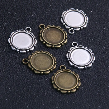 

10pcs 14mm Inner Size Antique Bronze And color Flower Style Cabochon Base Cameo Setting Charms Pendant 7B1173