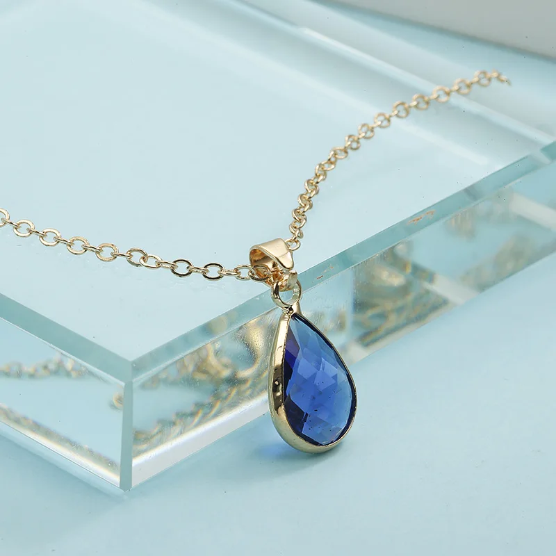 

Crystal Pendant Jewelry Set For Women Elegant Blue White Color Necklace Earrings Set Gift For Friend