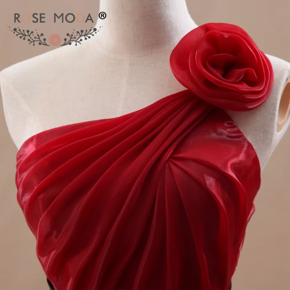 burgundy prom dressc