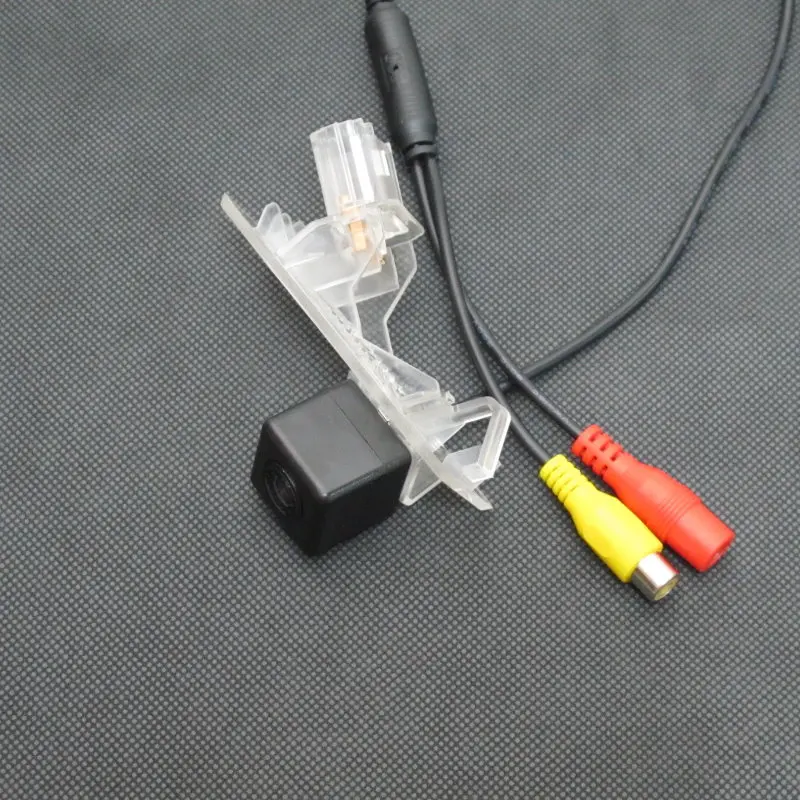 Cheap Lyudmila FOR Renault Duster Dacia Duster Reversing Rear View Camera HD Back up Camera License Plate Light Installation
