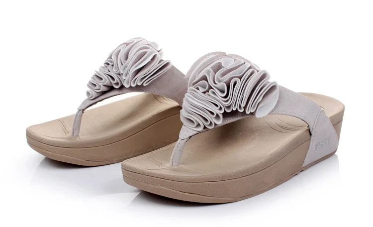 latest flip flop sandals