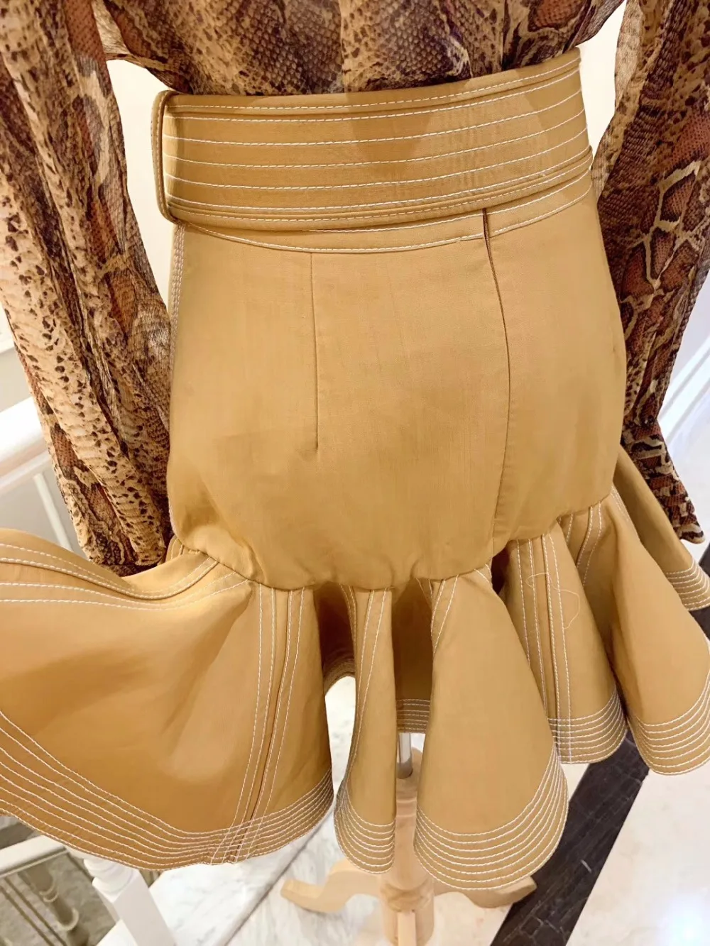 Новая женская мода дикая Ретро гофрированная Высокая талия юбка подходящая ремень