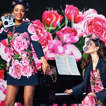 Модная шифоновая ткань с принтом от кутюр, искусственный шелк, атлас, розовая цветочная ткань, хороший блеск, гладкая, мягкая, пошив, драпировка, рукоделие поштучно