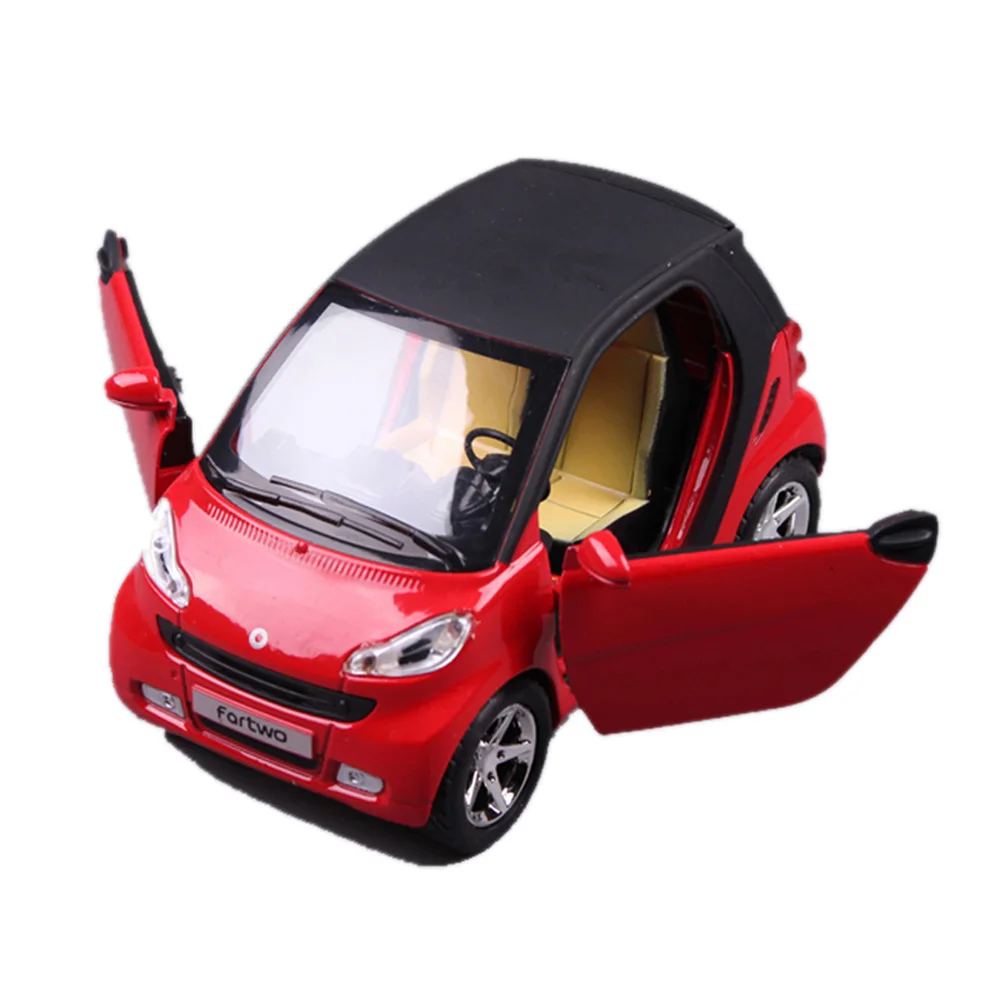 HOMMAT 1:24 моделирование Smart ForTwo литье под давлением игрушечный автомобиль модель металлическая Черная пятница детский подарок Машинки Игрушки для детей - Цвет: Red
