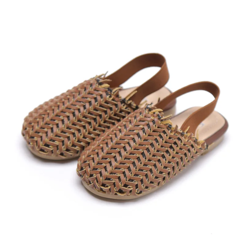 

2019 Summer Little Girls Hand Woven Sandals Toddler Elastic Band Slides Little Boys Braided Sandals Kid Solid Beach Sandal Brown