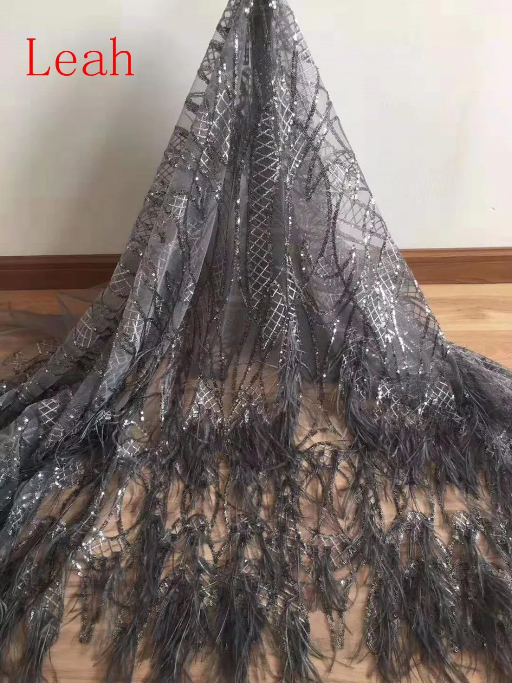 

stock 5yards/bag JH06 4 color sequin feather luxury French wedding fabrics Package mail