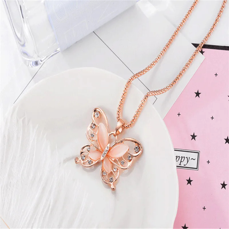 

Beautiful Rhinestone Long Butterfly Necklaces Sweater Pendant Necklace For Women Necklace Pendants Suspension Silver Jewelry