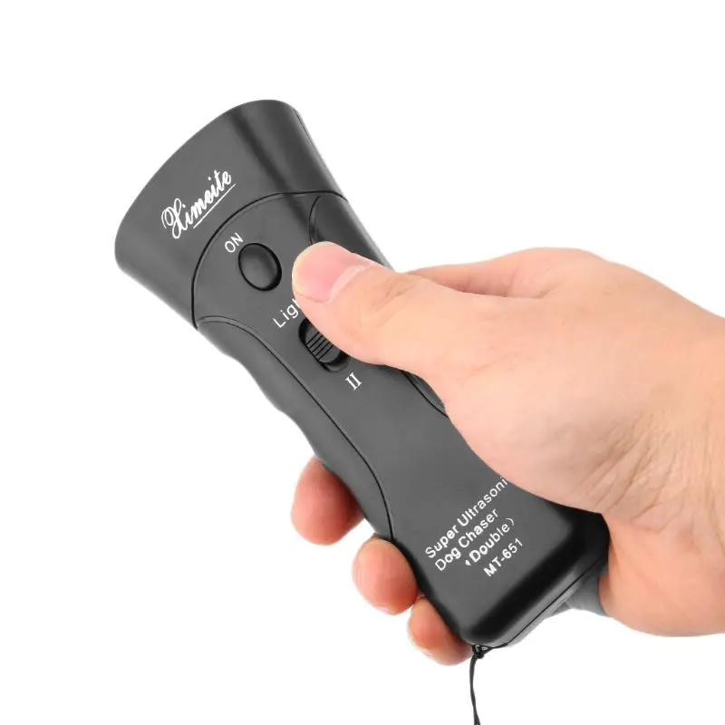 

New Ultrasonic Dog Chaser Stop Aggressive Animal Attacks Repeller Flashlight Dropship