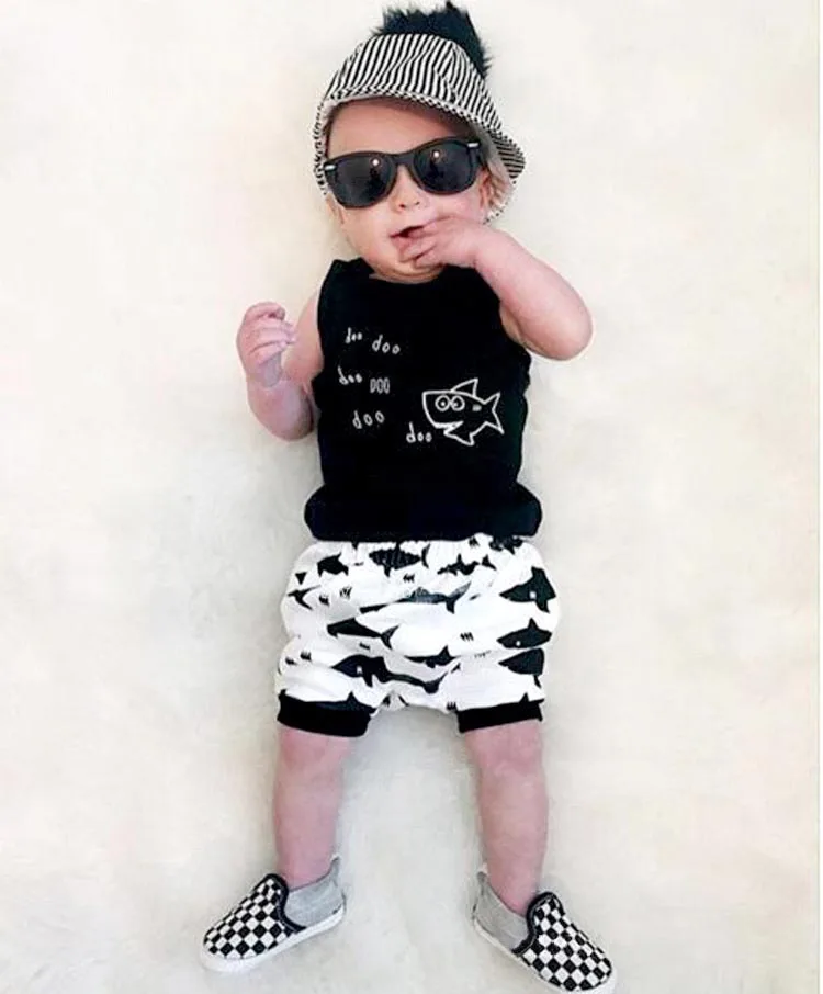 2019 summer baby boy clothes set cotton Fashion letters sleeveless T shirt+pants 2pcs Infant