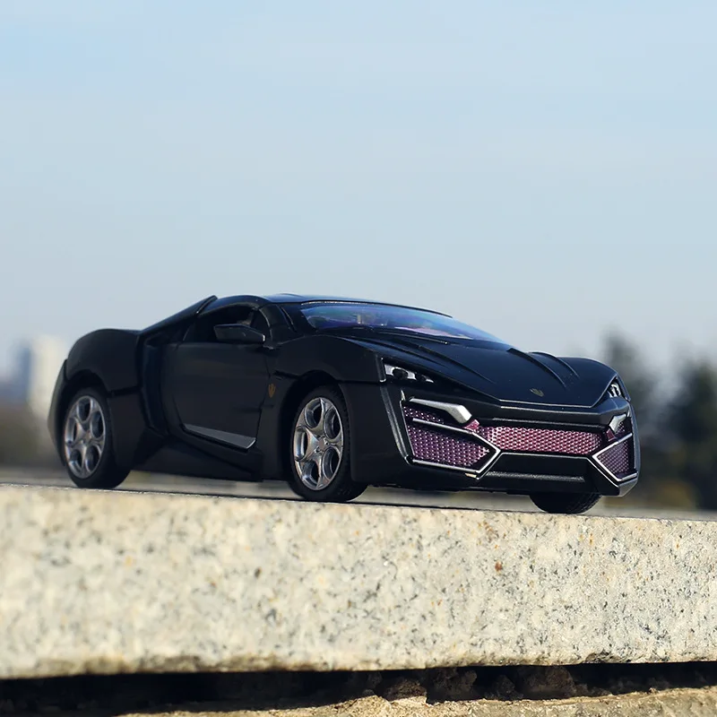 Литье под давлением 1:32 модель автомобиля из сплава электронный автомобиль