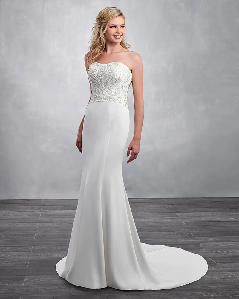 

Ivory Satin Sheath Wedding Dress Crystal Appliques Bodice Simple Robe de Mariee Luxury Vestido de Noiva Backless Gelinlik