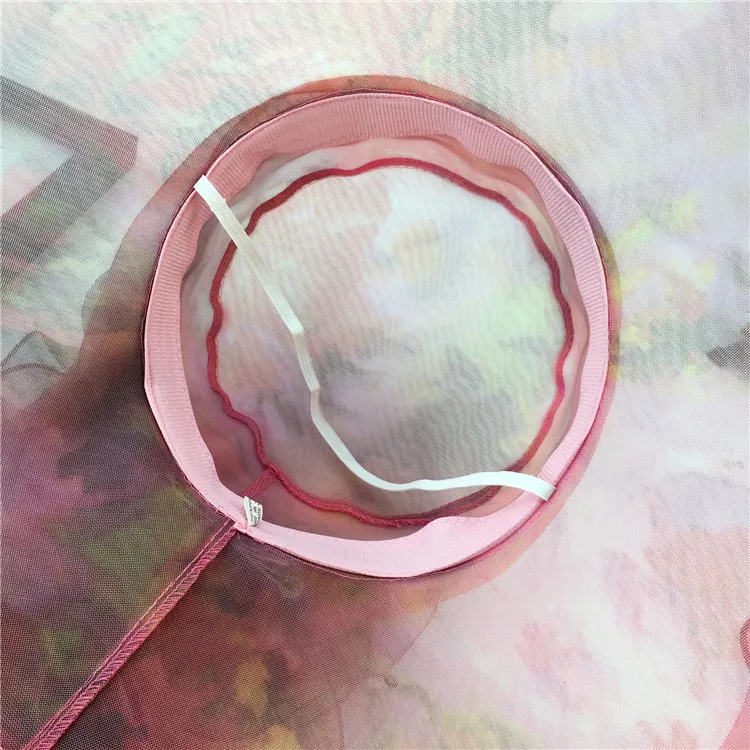 3915427380_744317492