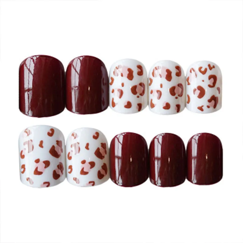 

24pcs Leopard Print French Fashion Red Designs Sexy Style Square Fake Nail Short Round Acrylic False Nails Press On Nail