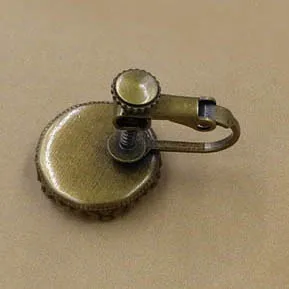 Пустой Серьги баз с 12 мм Круглый Корона Рамка клип на винт заключения серьги настройки для не проколотых ушей разноцветные - Цвет: antique bronze tone