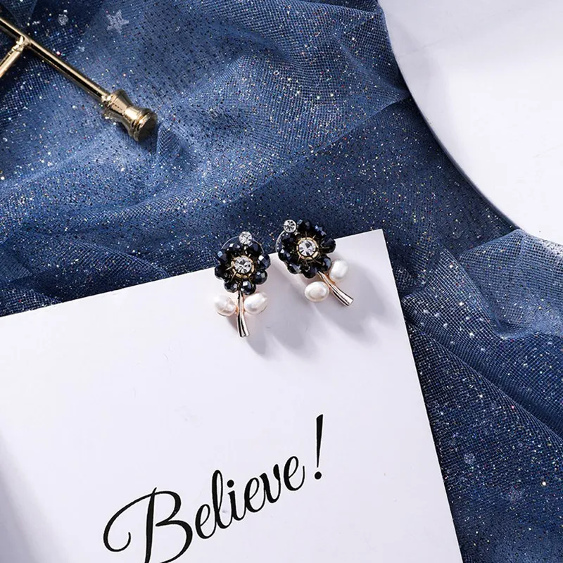 New Korean Sweet Flower Colorful Petal Earring Small Crystal Simulated Pearl Stud Earrings for Woman Girl Gift Handmade Brinco (6)