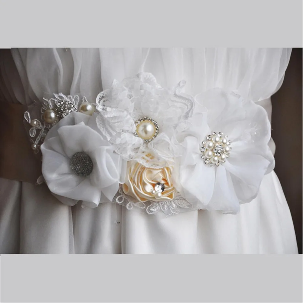 CHENLVXIE Pure Handmade Charming Fabric Flower Bridal Belt Wedding