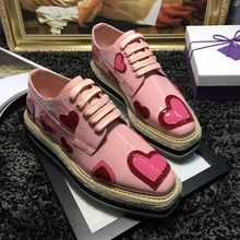 Г. женская кожаная обувь на платформе с перфорацией типа «броги»; женские эспадрильи с острым носком; повседневная женская обувь на танкетке