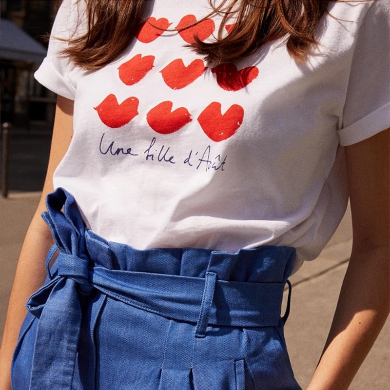 

Women T-shirt Light Art Romance Vintage Lip Print Letter Cotton Round Neck Short Sleeve T-Shirt