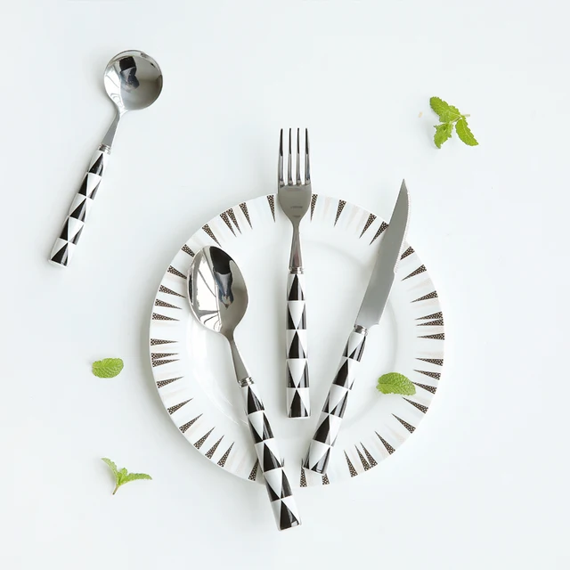 europen geometric triangle tableware set ceramic cutlery dinnerware europen geometric triangle tableware set ceramic cutlery dinnerware knife fork set silver luxury cutleries western food