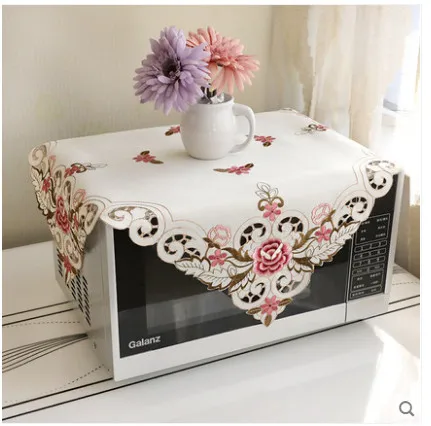 

Vintage Embroidered Lace Tablecloth Hollow-out Home European Pastoral Dust-proof oven cover cloth Party Wedding Decoration
