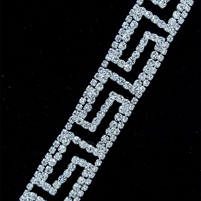 $77.4 10Yards 25mm Crystal Rhinestone Trims Gold Silver Chain Costume Applique Sew On Rhinestone Wedding Dress Decoration
