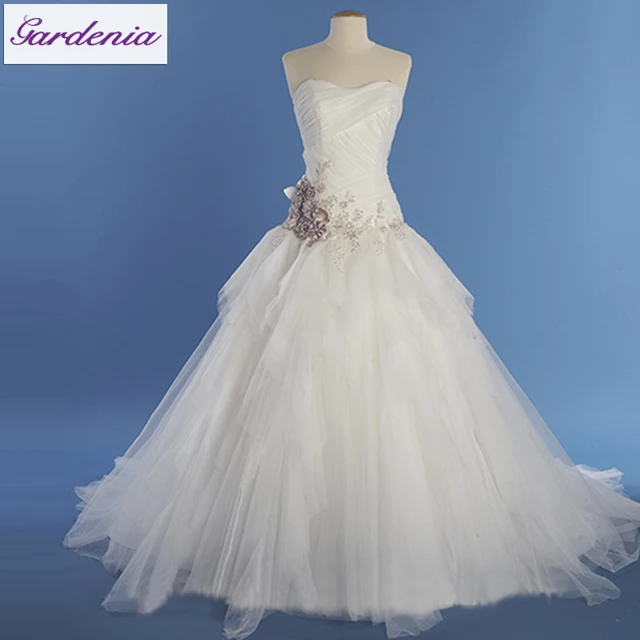 High Quality Beautiful A Line Sweetheart Low Back Flower Liqued High Quality Beautiful A Line Sweetheart Low Back Flower Liqued Ruffle Tulle Skirt Mannequin For Wedding
