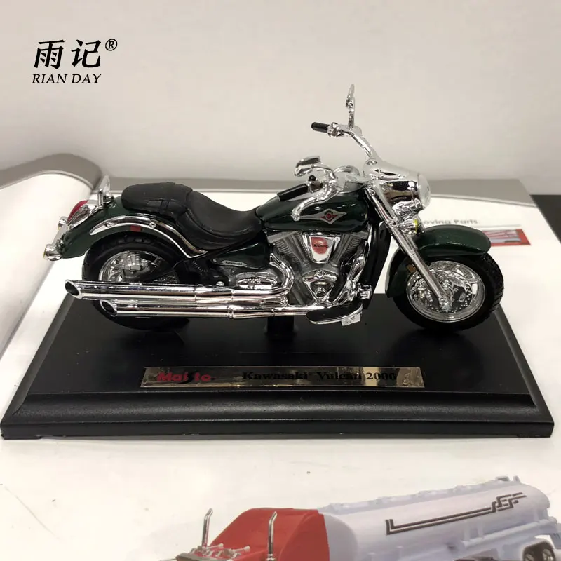 KAWASAKI VULCAN 200 (3)