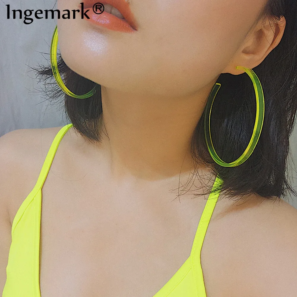 

Ingemark Creative New Big Circle Hoop Earrings for Women Steampunk Exaggerated Acrylic Ear Loop Smooth Red Blue Round Earrings