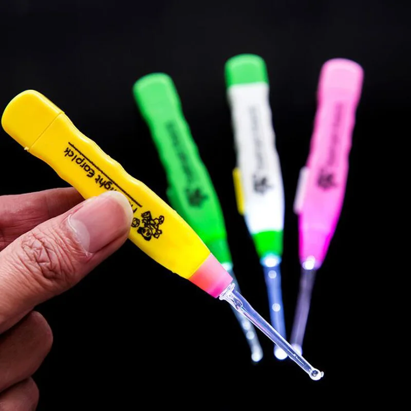 

Cartoon plastic handle transparent light Electronic ear spoon ear pick ear cleaner