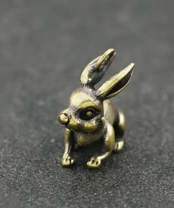 Collectable Chinese Pure Brass Carved Animal Zodiac Rabbit Exquisite Small Pendant Statues