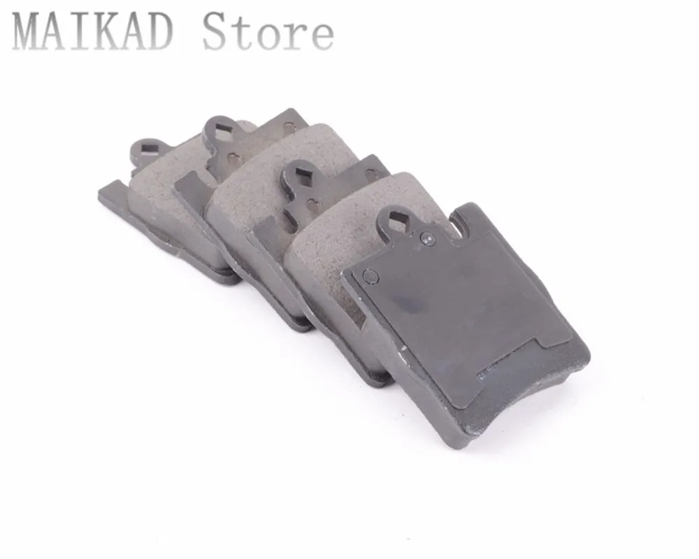 Сзади тормозных колодок для Mercedes Benz W209 CLK200 CLK220 CLK240 CLK280 CLK320 CLK350 CLK500 CLK270 CLK55 CLK63