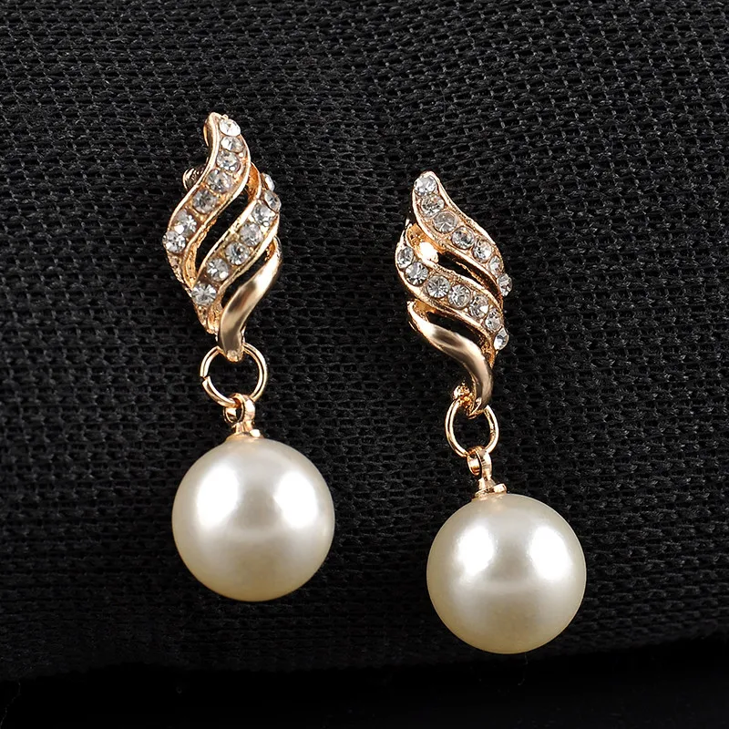 Модная элегантная женская спиральная цепочка с жемчужным кулоном, жемчужные ожерелья+ серьги, ювелирный набор