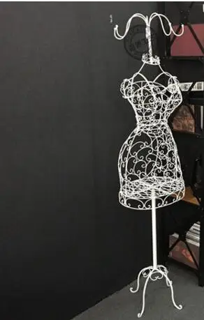 European-style iron art women's wear model frame wedding dress props shooting clothing frame whole body and half body hanging .