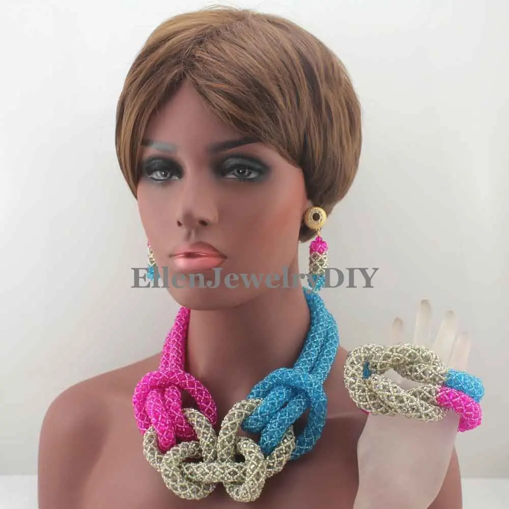 Рисунок 4 - Роскошное ожерелье с большими цветами