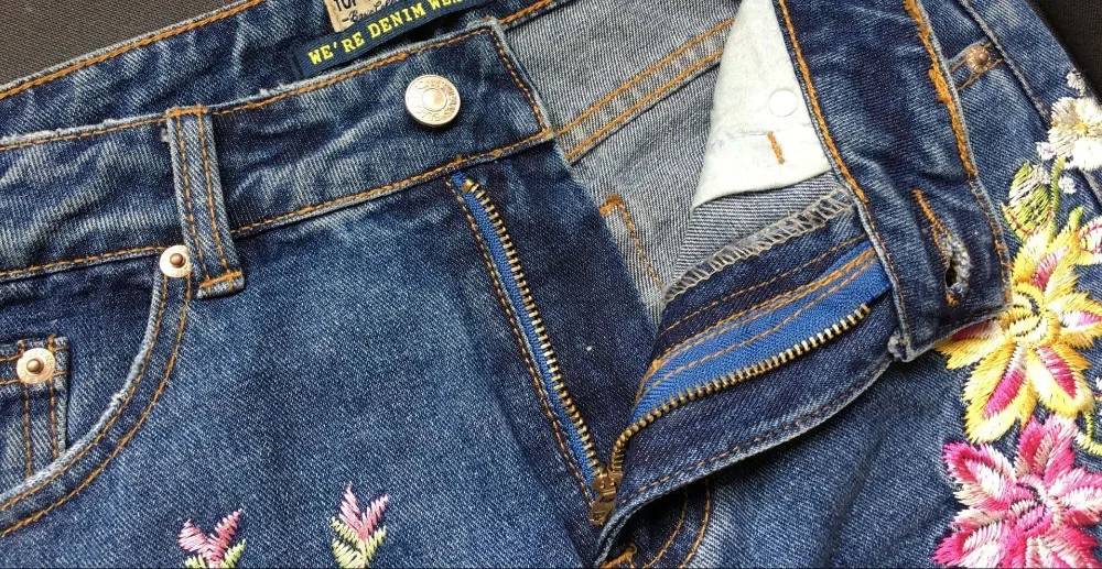 2017 Europe and the United States women\'s three-dimensional 3D heavy craft bird flowers before and after embroidery high waist Slim straight jeans large code system 46 yards (19)