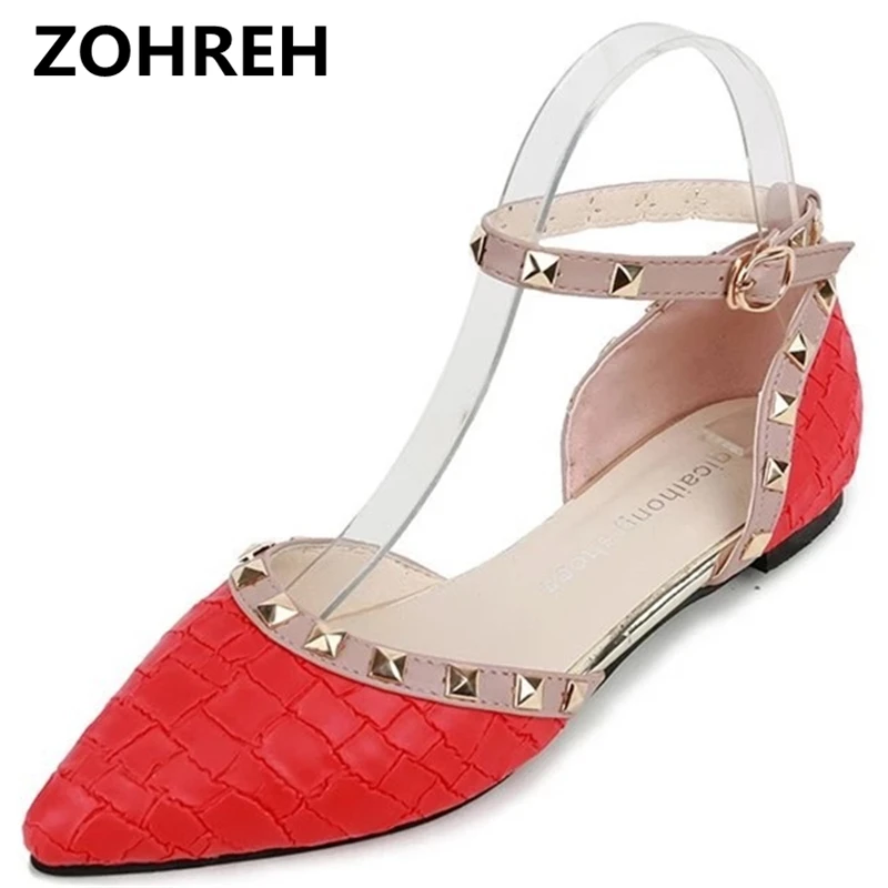 

2018 New Fashion Casual Women Pointed Toe Rivet Flat Bottom Shoes Women Slip On Valentine Flats Candy Color Zapatos Mujer