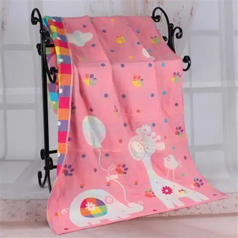 pink giraffe Различные шаблоны хлопок муслин Пеленальное Одеяло для новорожденного младенца пеленка; Банное полотенце мягкое одеяло для сна 3 слойный муслин Одеяло 70x140 см - Color: pink giraffe