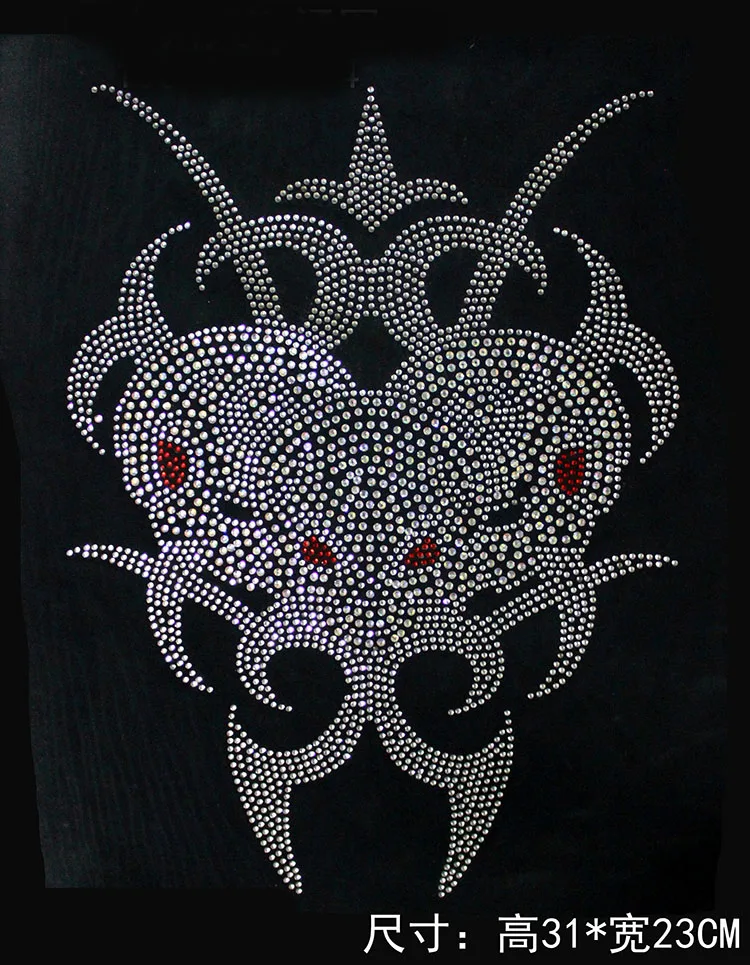 

2pc/lot skull head hot fix rhinestone strass iron hot fix rhinestone transfer motifs iron on rhinestone patches for shirt